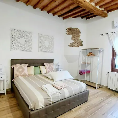 Guest house La Garitta - Tra E Livorno Free Parking Ac Near The Sea